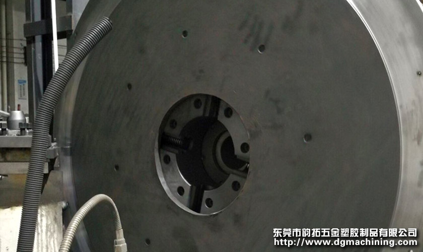 影響大型數(shù)控車床加工表面粗糙度的因素有哪些？