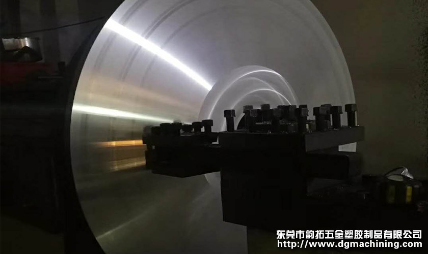 大型數(shù)控車(chē)床加工的使用要求 大型數(shù)控車(chē)床加工的使用要求