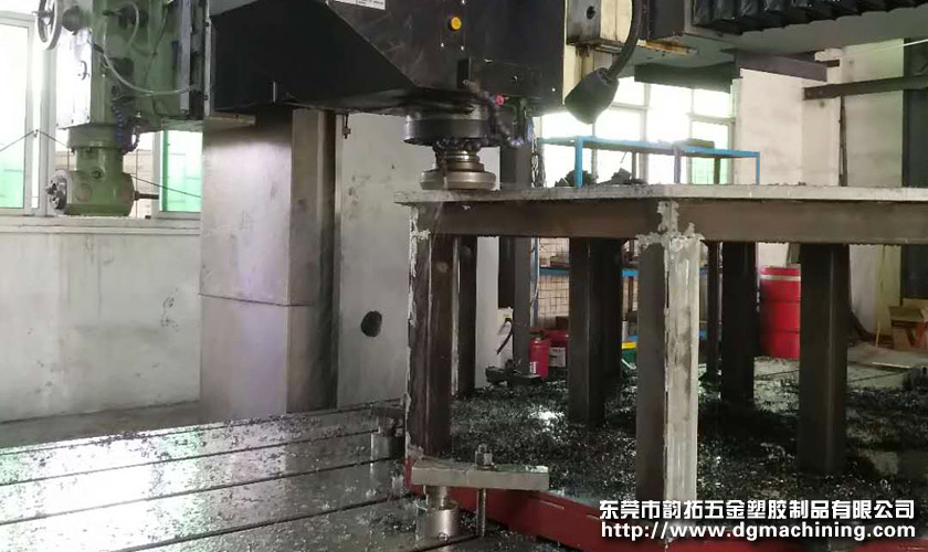大型數(shù)控龍門銑加工 大型數(shù)控龍門銑加工